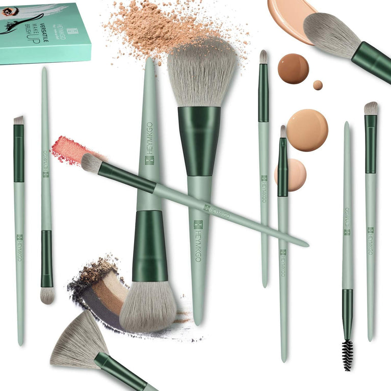 15-Piece Premium Green Makeup Brush Set with Stylish Conical Handles