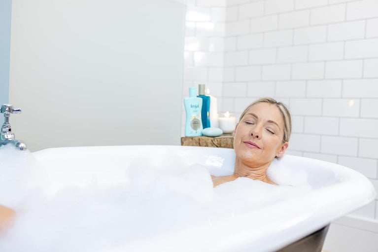 Luxurious Fenjal Classic Bath Bubbles - 200 ml