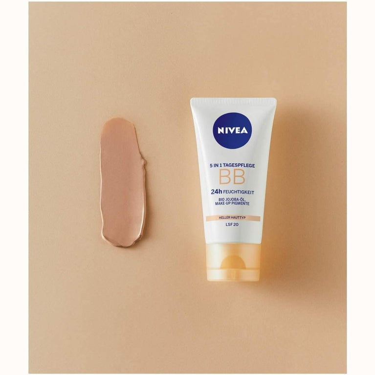NIVEA 5-in-1 Light Skin Tinted Day Cream with 24h Hydration, SPF 20 Protection, and Organic Jojoba Oil (50 ml)