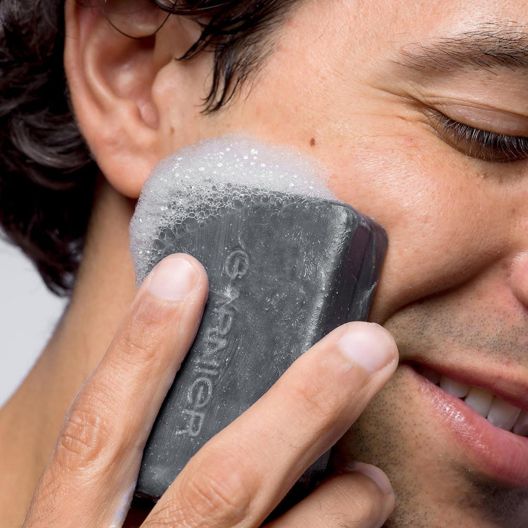 Gentle Charcoal Cleansing Bar